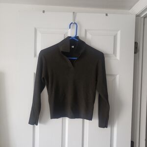 Uniqlo Sweater